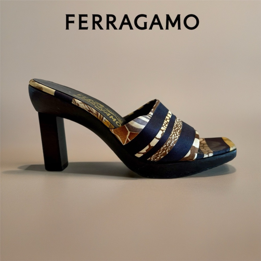 Salvatore Ferragamo Vintage Gold Silk Print Platform Mules Size 6